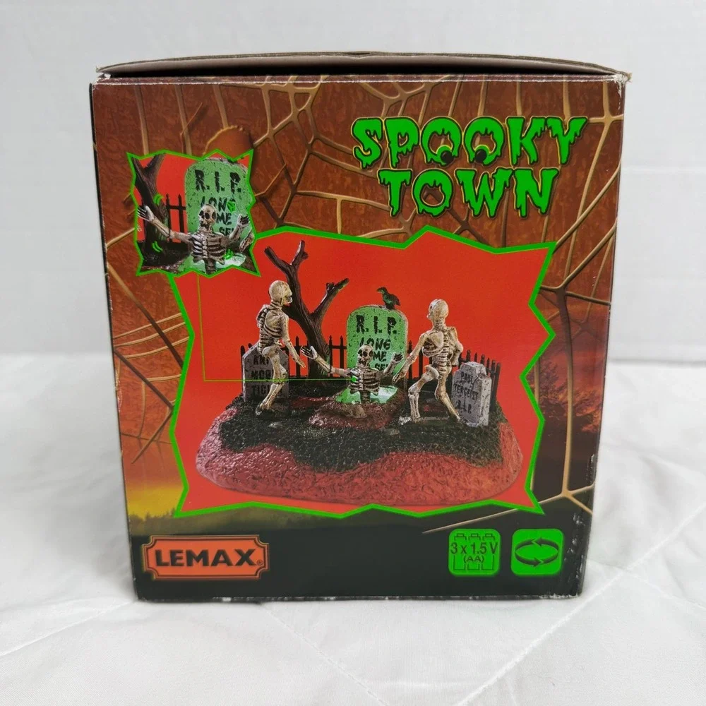Halloween Lemax Spooky Town Long Time No See 2017 In Box With Cord - Lights Up!